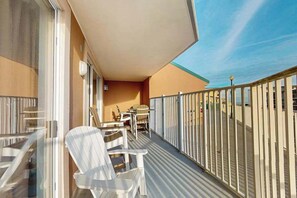 Terrace/patio - Mayfair Beach 102 (Ocean City)