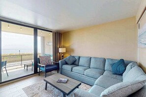 TV, offices - Sunny oceanfront condo with shared pool & deck, W/D, & direct beach access (Ocean City)