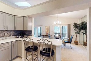 Interior - Serene Ocean Pines home w/private deck all-season room & fully stocked kitchen (Ocean Pines)