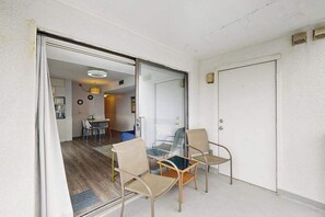 Interior - Bluewater East 501N (Ocean City)
