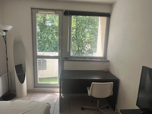 Internet, bed sheets - Studio in the center of Toulouse, 7 minutes by bike from Place Saint Pierre (Toulouse)