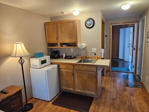 Private kitchen - The Queen Mini Suite B (Craig)