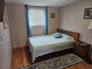 Room - The Queen Mini Suite B (Craig)