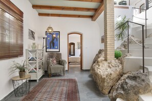 Interior - Dar Hajra, villa para couples with spectacular views of the Sierra de Grazalema (Montecorto)