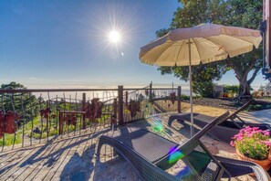Terrace/patio - Casa El Algarrobo – Home above the clouds with sea views (Puntagorda)