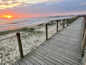 Economy Double or Twin Room, Courtyard View | Beach - Step By Step Atlantic Guesthouse (Azurara)