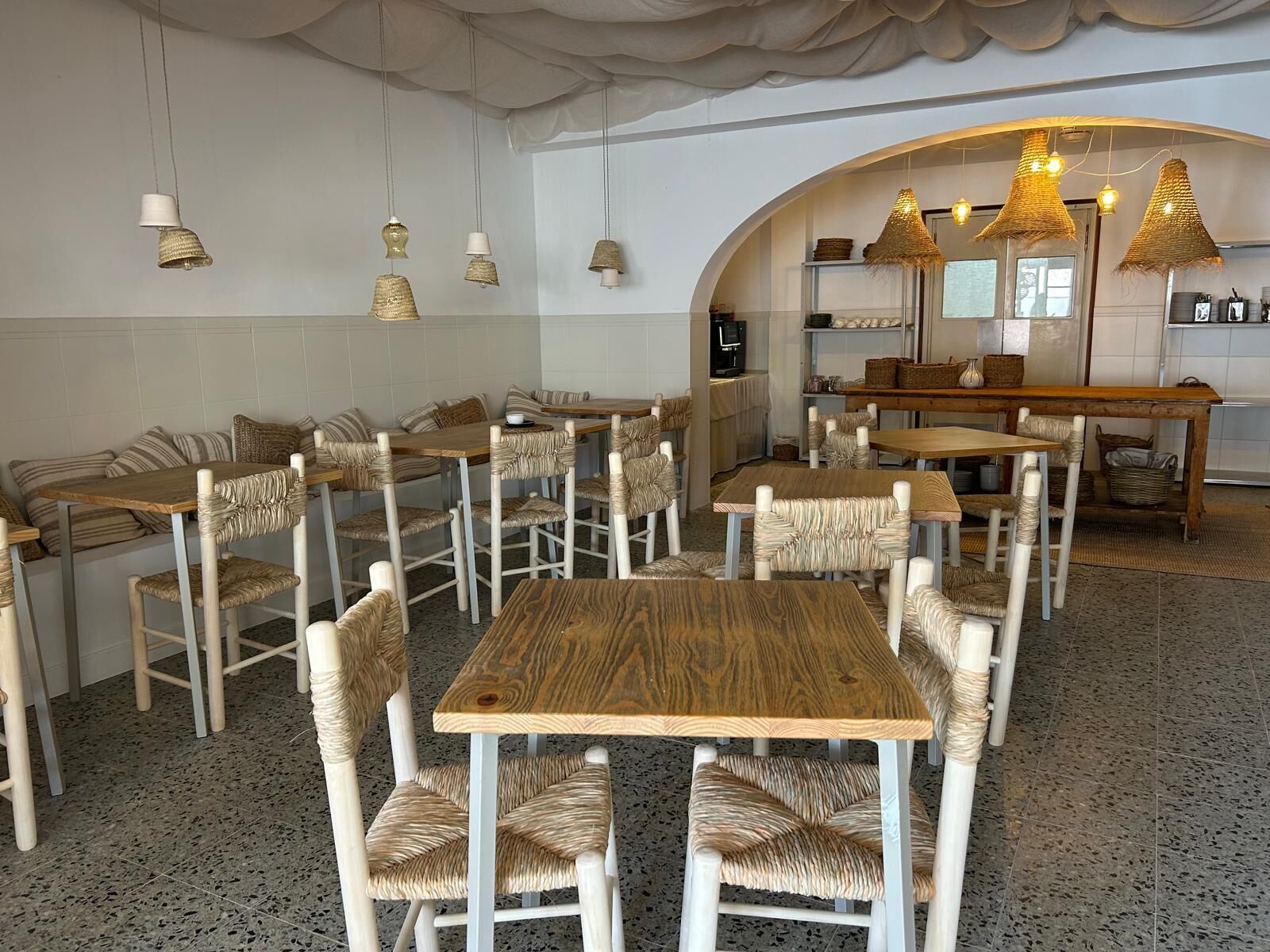 Petit déjeuner buffet servi tous les jours en supplément