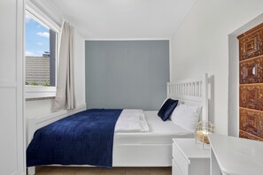 Free WiFi, bed sheets - Vacation bungalow Malebisa in Loddin with lake view, garden and terrace (Loddin)