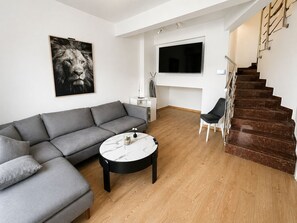 Living area - Modern Premium-Class Apartments in Bečići, near the Sea (Bečići)