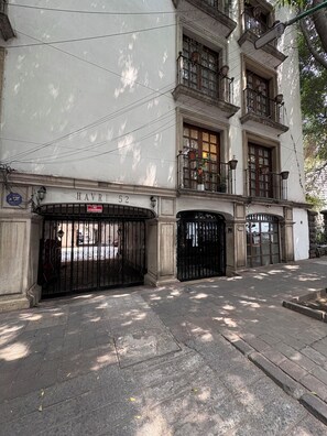 Exterior detail - Cozy near Reforma and Juarez (Ciudad de México)