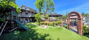 Exterior - Private Lakefront Home, 7-1/2 BR, Private Dock (Bass Lake)