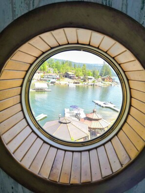 Interior - Private Lakefront Home, 7-1/2 BR, Private Dock (Bass Lake)
