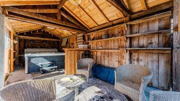 Bain à remous intérieur
