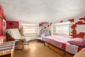 2 quartos, ferros/tábuas de passar roupa, Wi-Fi, roupa de cama