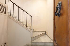 Interior - Holiday Home 'Buhardilla En Centro Histórico' with Private Terrace, Wi-Fi and Air Conditioning (Málaga)