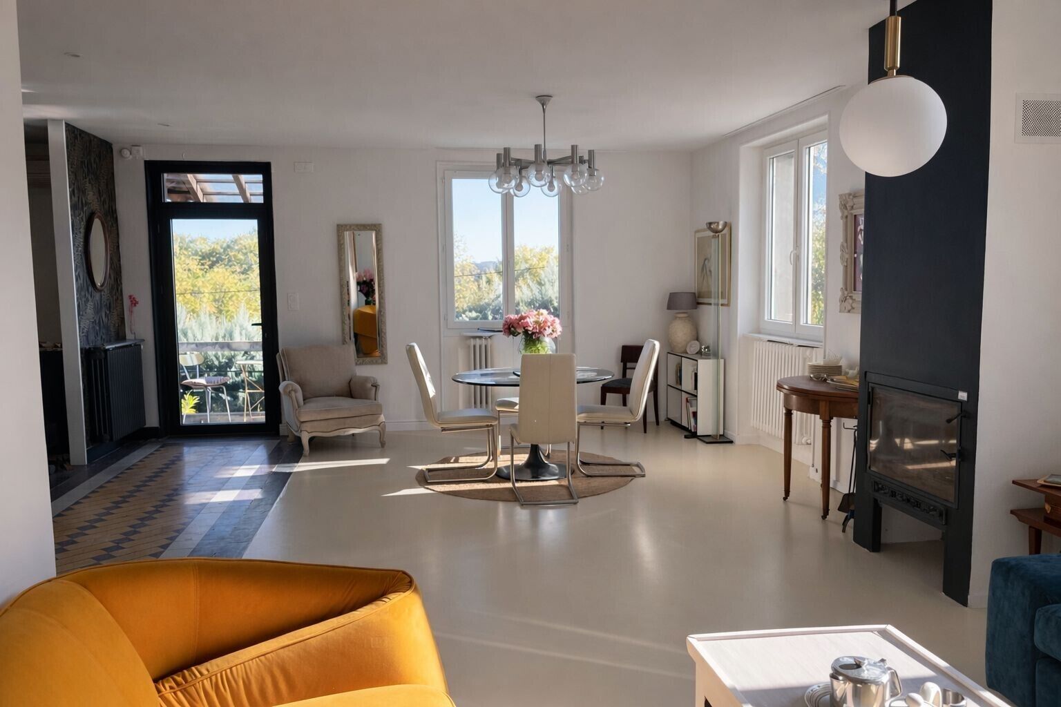 Living area