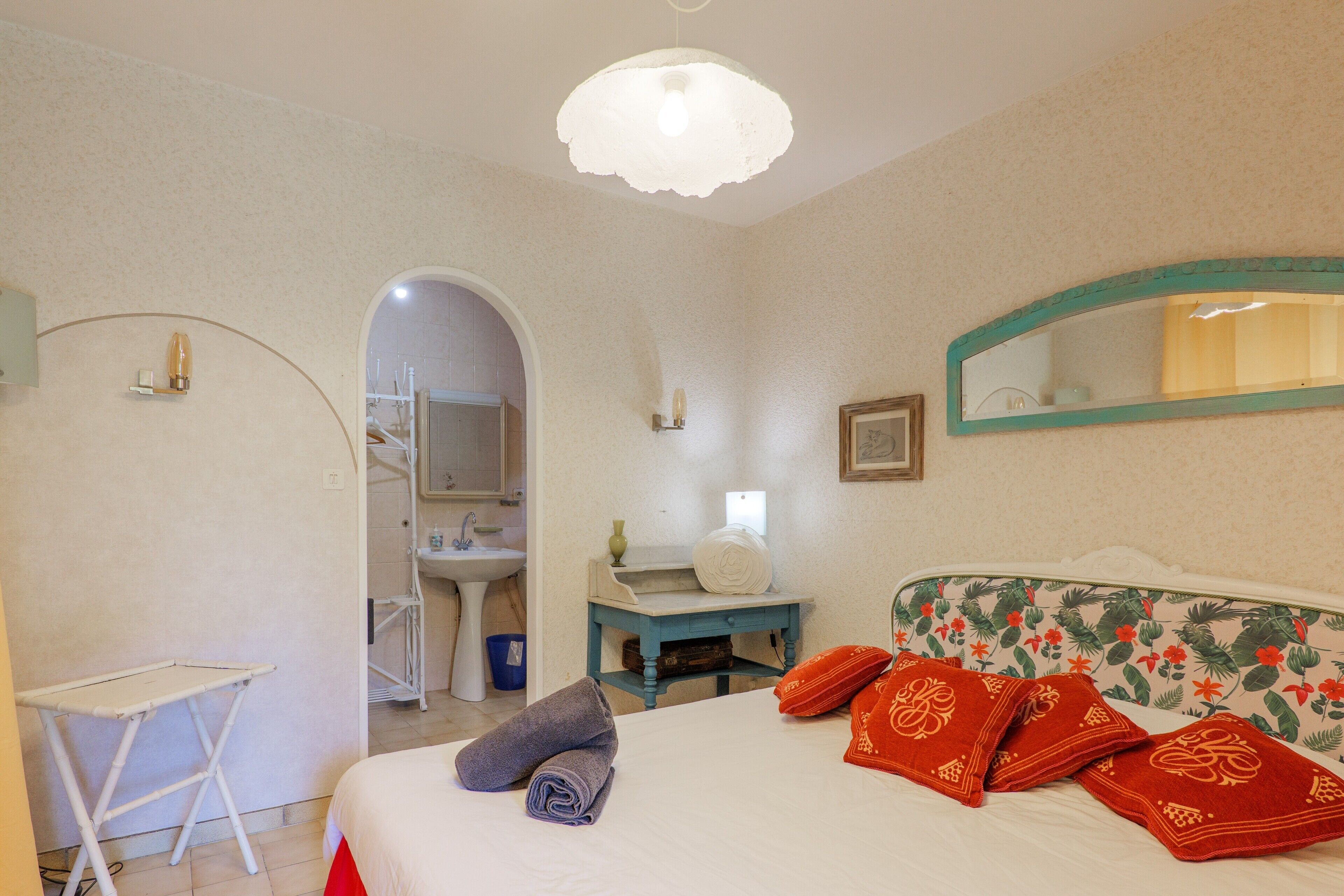 3 chambres, draps fournis