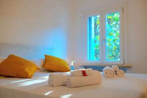3 bedrooms, iron/ironing board, Internet