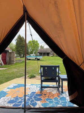 Property grounds - Glamping tent for 2 in nature (Benton Harbor)