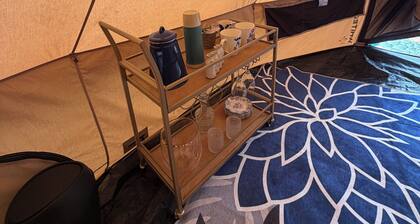 Glamping tent for 2 in nature