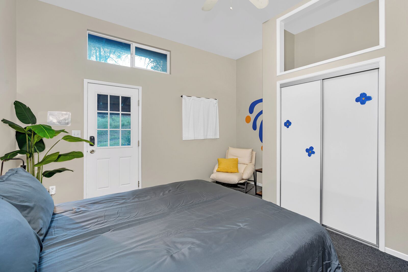 Desk, iron/ironing board, travel crib, free WiFi