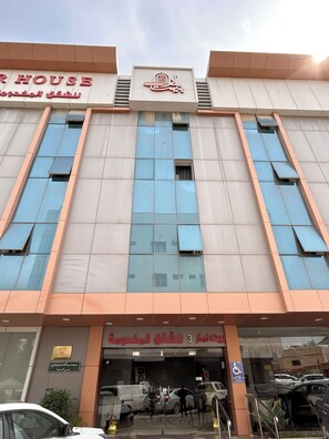 Exterior detail - Lamar house (Riyadh)