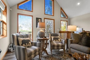 TV, fireplace - Hillside Happiness: GameRoom, Grill, Firepit, MORE (Sevierville)