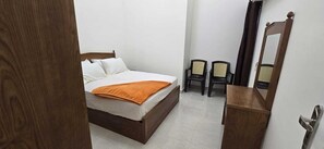2 bedrooms, bed sheets