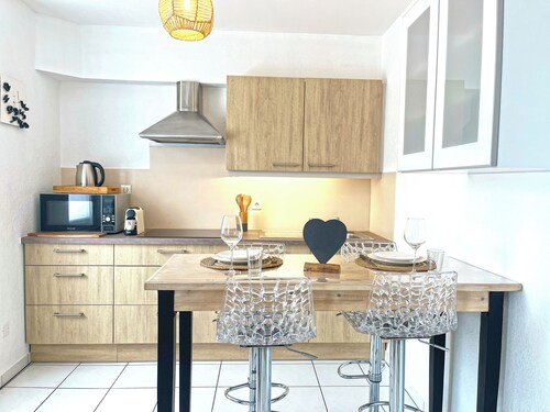 Bel appartement 2 pièces à proximité de Colmar (68000)
