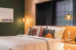1 habitación, tabla de planchar con plancha, wifi y ropa de cama 