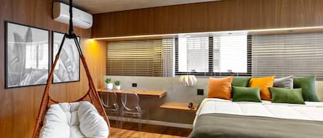1 bedroom, desk, iron/ironing board, WiFi