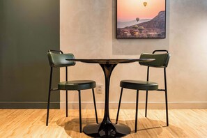 Dining - #WP401 | Cyclinn Paulista Jardins (Jardim Paulista)
