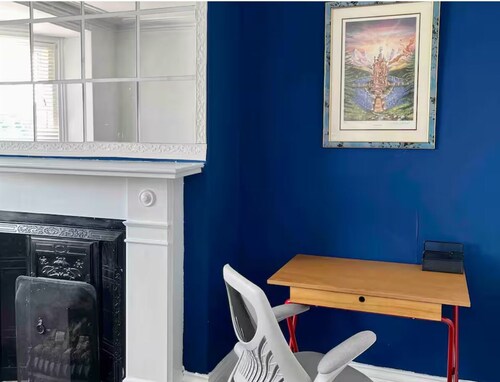 Spacious 4 Bed Property - 10/15 mins to Newcastle