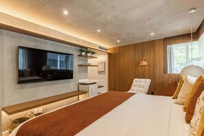 1 slaapkamer, een strijkplank/strijkijzer, wifi, beddengoed