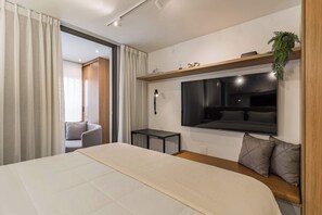 1 bedroom, desk, iron/ironing board, WiFi - #ZH310 | Cyclinn Jardim Paulista (Paraíso)