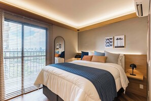 Desk, WiFi, bed sheets - #MY709 | Cyclinn Pinheiros (Pinheiros)