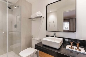 Shower, hair dryer - #TW1612 | Cyclinn Vila Olímpia (Vila Olímpia)