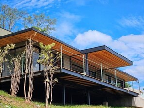 Exterior - @morro.redondo | Bangalô da Mata (Cássia)