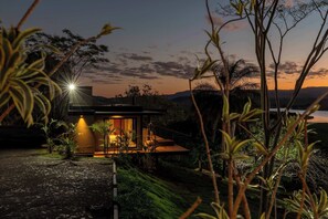 Exterior - @morro.redondo | Bangalô da Serra (Cássia)