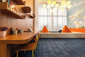 Children’s area - Studio Completo a 500m do Metrô Borba Gato | AD503 (Brooklin)
