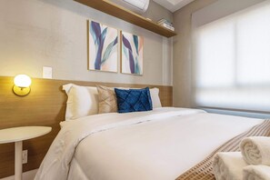 Desk, WiFi, bed sheets - Studio Completo a 5min do Allianz e Pacaembu GP94 (Perdizes)