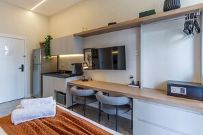 Fridge, microwave, coffee/tea maker, toaster - Studio Completo a 100m do Metrô Brooklin | HM1108 (Brooklin)