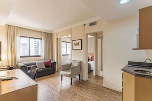 TV, offices - Flat a 600m do Shopping Vila Olímpia | TW1912 (Itaim Bibi)