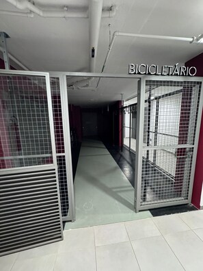Interior - Studio Completo 500m do Metrô Borba Gato | #AD201 (Brooklin)