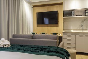 Desk, WiFi, bed sheets - Studio Completo a 5min do Allianz e Pacaembu GP34 (Perdizes)