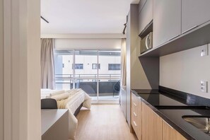 Desk, WiFi, bed sheets - Studio Completo a 5min do Allianz Parque | MP1601 (Perdizes)