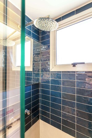 Shower, hair dryer, towels, shampoo - Flat a 1min da Av Paulista WP1802 (Jardim Paulista)