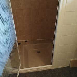 Haartrockner, Seife, Toilettenpapier