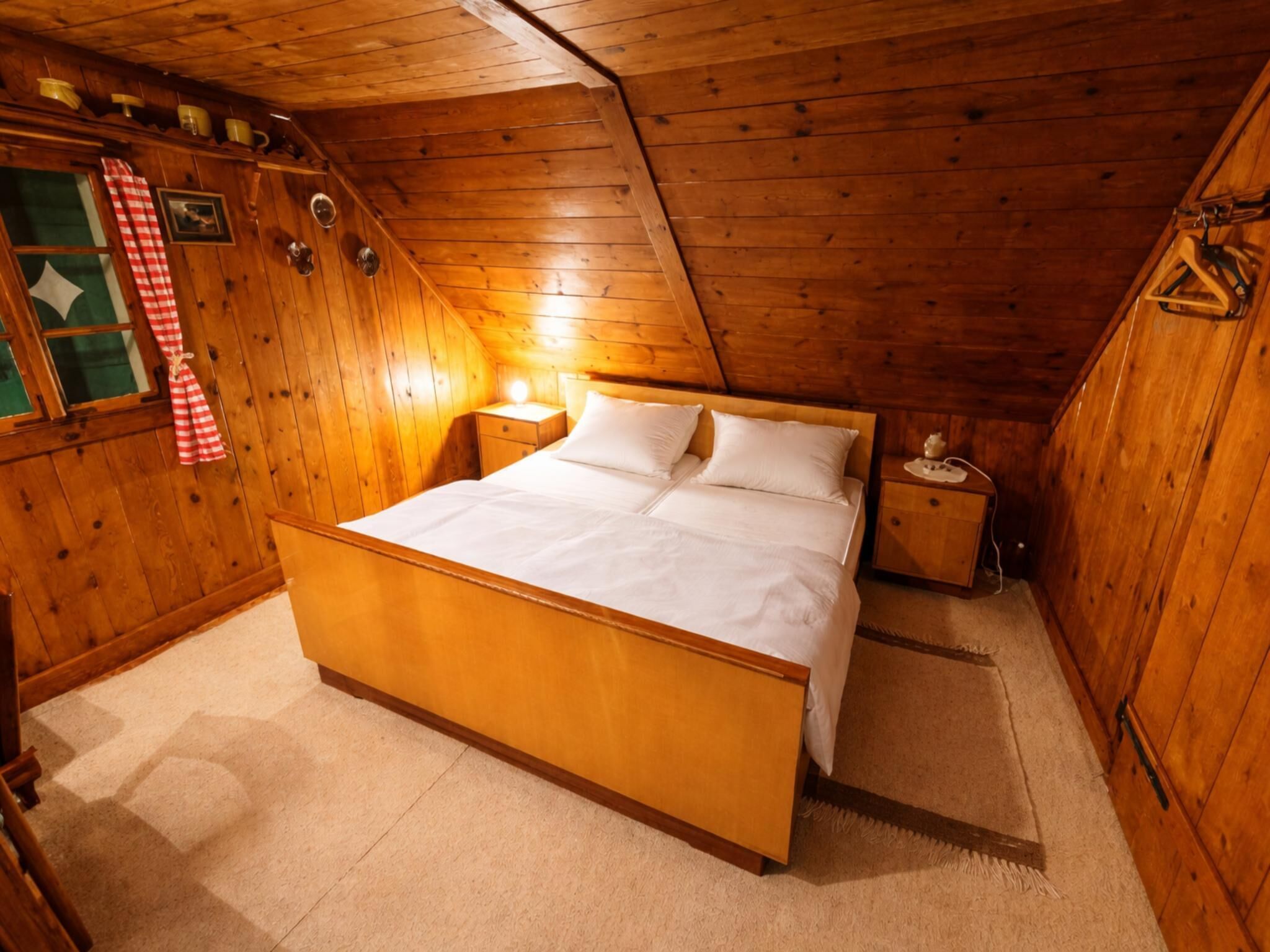 2 Schlafzimmer