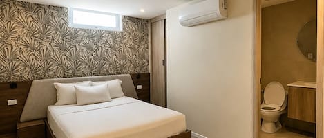 In-room safe, desk, laptop workspace, blackout curtains